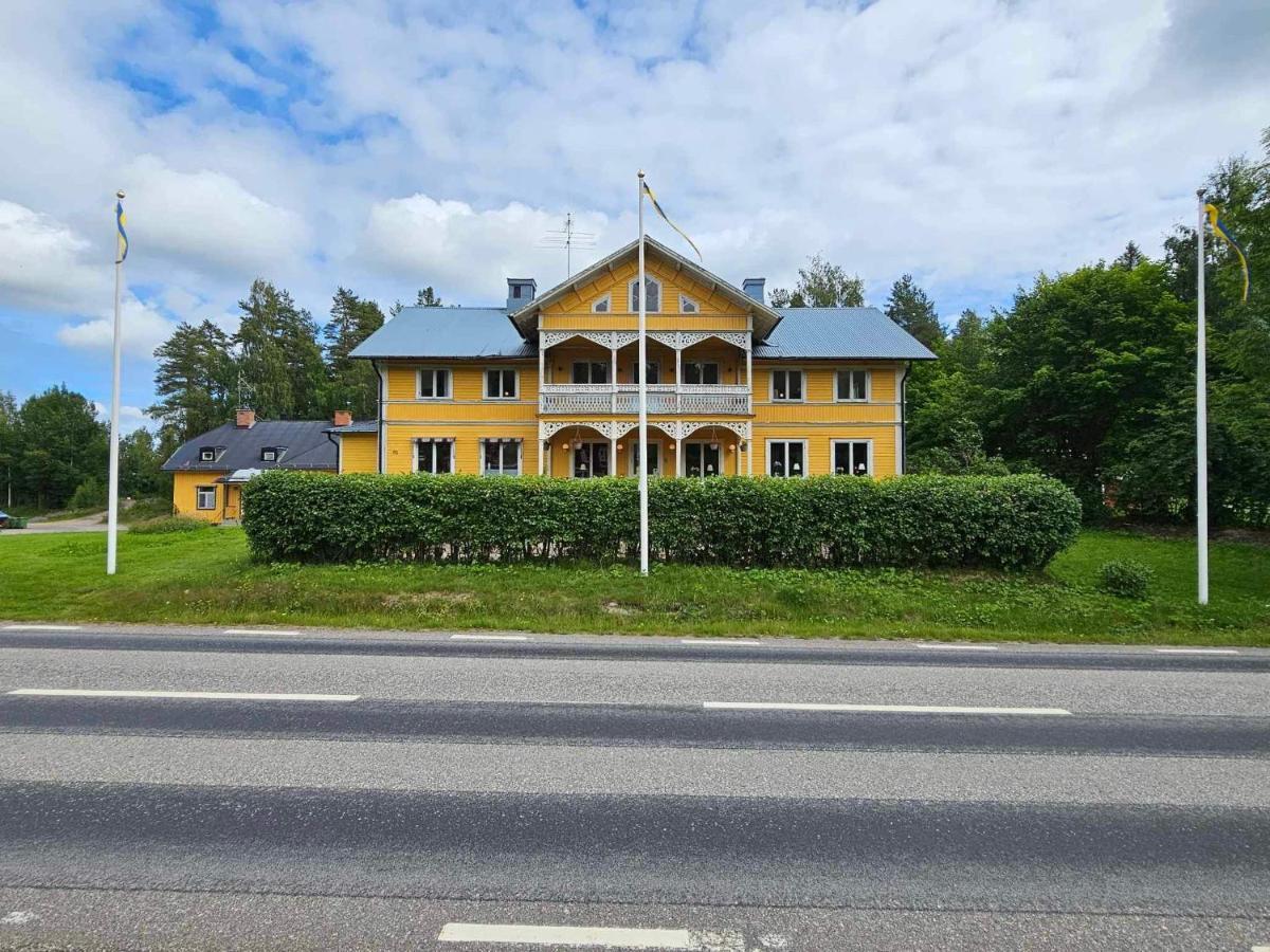 Lokatten Waerdshus Los Экстерьер фото